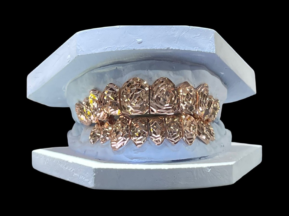 10 on 10 10K Rose Gold Rose Cuts