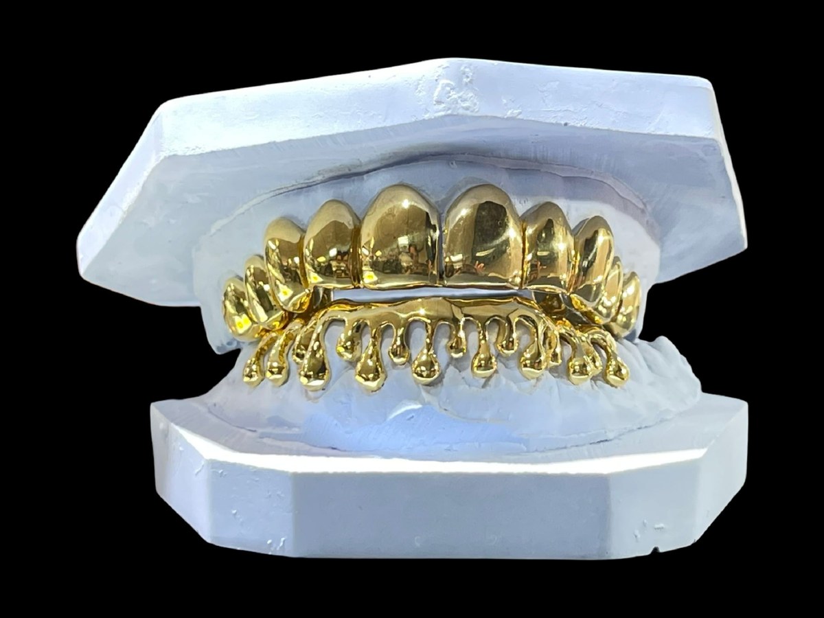 10 on 10 10K Yellow Gold Bottom Drip